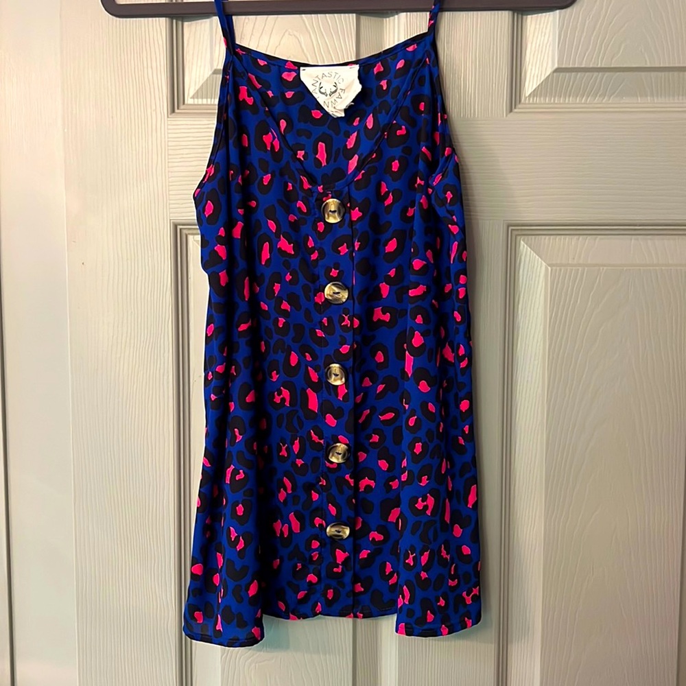 Sleeveless top